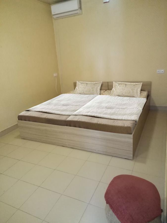 Rest Guest House เยเรวาน ภายนอก รูปภาพ