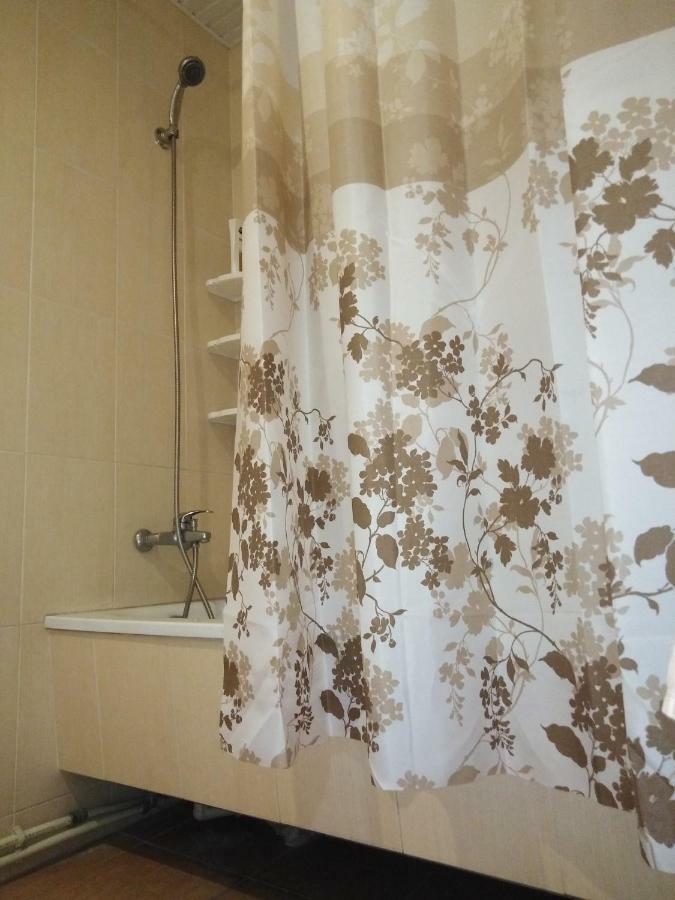 Rest Guest House เยเรวาน ภายนอก รูปภาพ